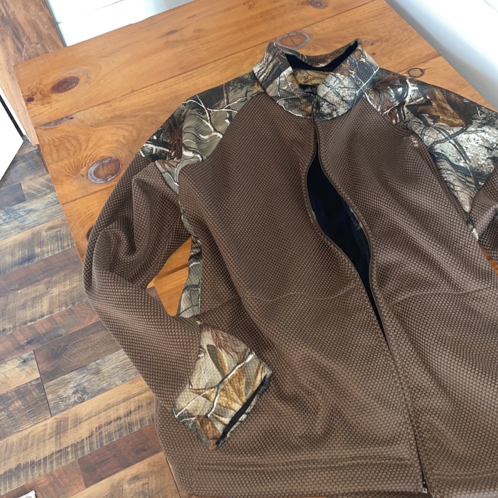 Euc men’s 2x legendary whitetails camo and brown jacket - Picture 3 of 4